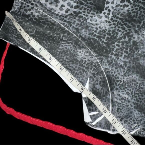 Harley Davidson cute black with gray animal print skull design top. New - Picture 13 of 13